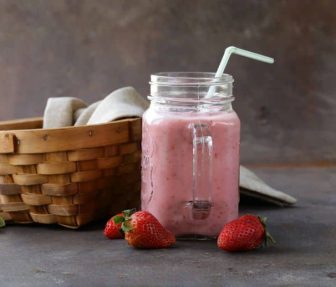 smoothie-frutos-rojos-receta-saludable-sabor-usa