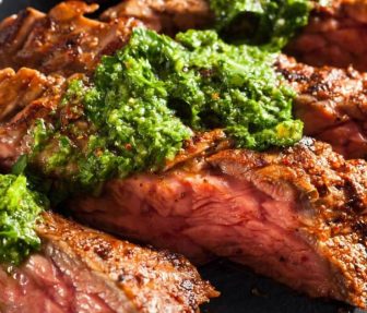 entrana-chimichurri-con-papas-foto-contenidos-sabor-usa