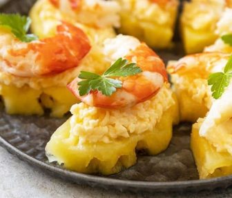 camarones-en-pina-relleno-queso-foto-contenidos-sabor-usa