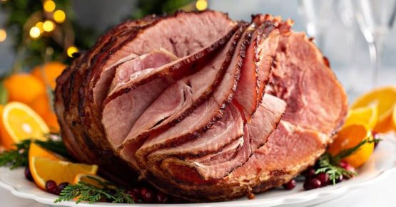 Jamón navideño con glaseado de miel y naranja