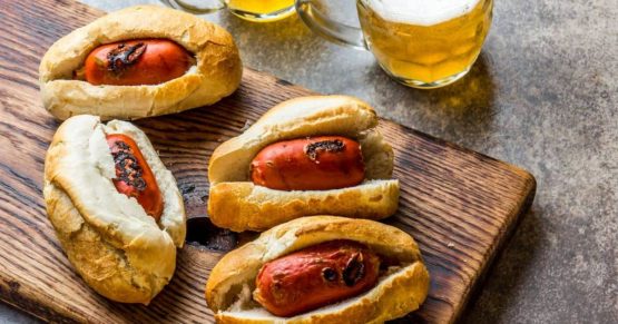 Choripan con chorizo americano