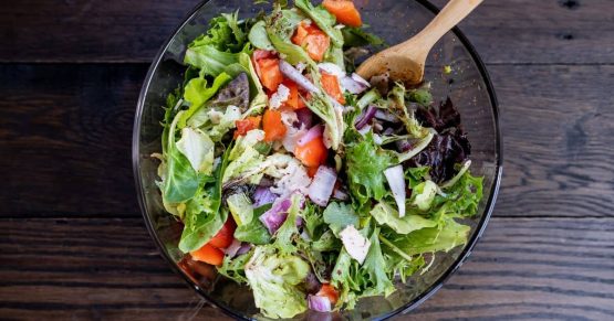 Ensalada Veraniega – Lechuga y Queso Feta
