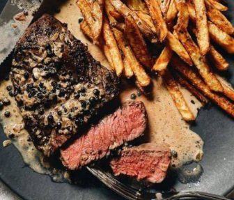 steak-au-poivre-foto-contenidos-sabor-usa