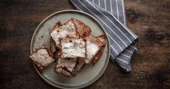 brownie-con-nueces-receta-postre-sabor-usa
