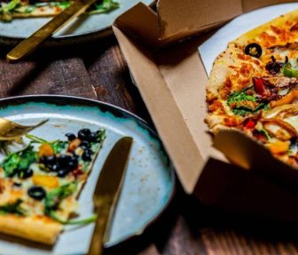 como-recalentar-pizza-metodos-sabor-usa