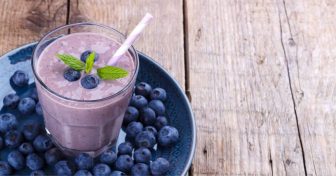smoothie-de-blueberry-bebida-saludable-sabor-usa